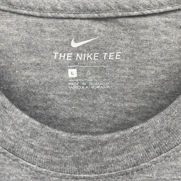 Nike Tee Short Sleeve T-Shirt Gray Swoosh Boys Size Large - Picture 4 of 4